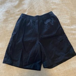 Aritzia Wilfred Free Nova 5” Short